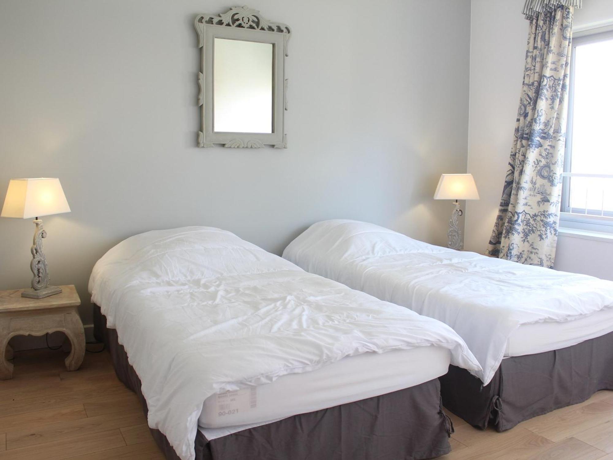 3 Pieces Renove Face - 4 Personnes - Fr-1-245-211 *